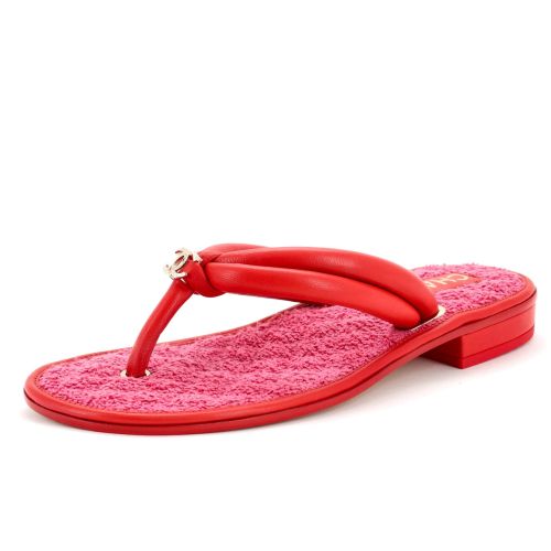 Women's Interlocking CC Thong Sandals Leather